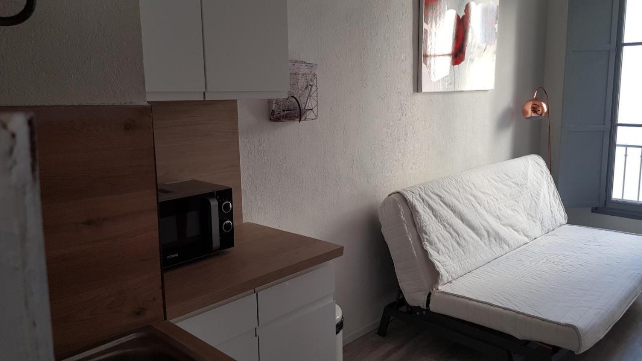 Studio Nimes Centre Luaran gambar
